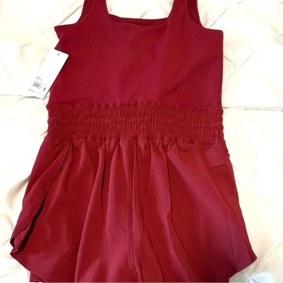 Yogalicious Lux Stevie Hybrid Active Short Romper, Women’s Small, NWT - Picture 7 of 8